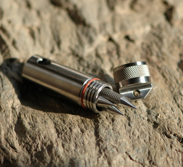 Grappling Hook - Titanium